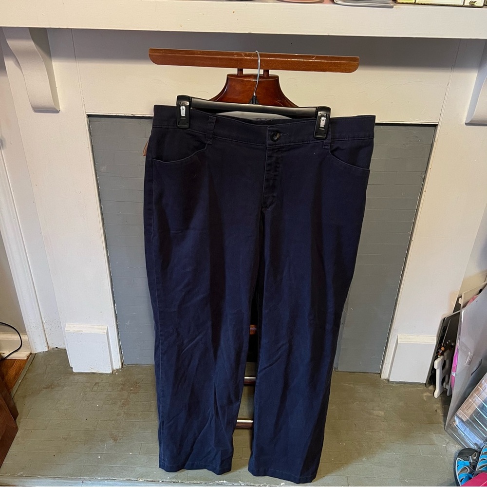 Lee Relaxed Straight Leg Pants